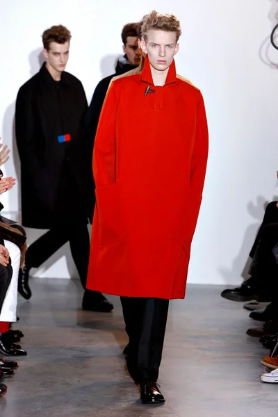 Look 33